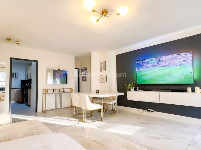 Location Appartement 3 pièces 61 m2 à La Trinité