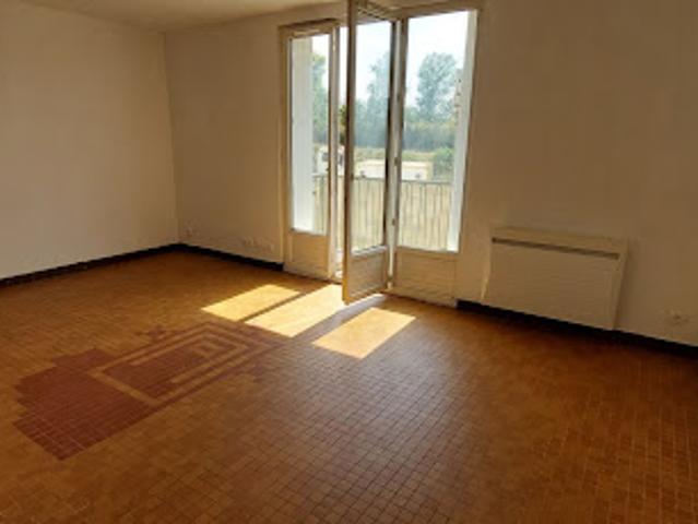 Location Appartement 3 pièces 61 m2 Courlon sur Yonne