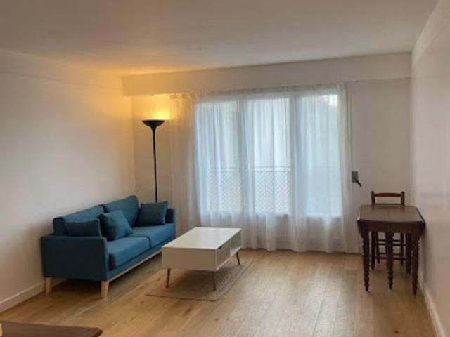 Location Appartement 3 pièces 61 m2 Paris 13ème