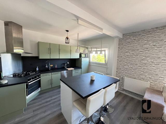 Location Appartement 3 pièces 61m²