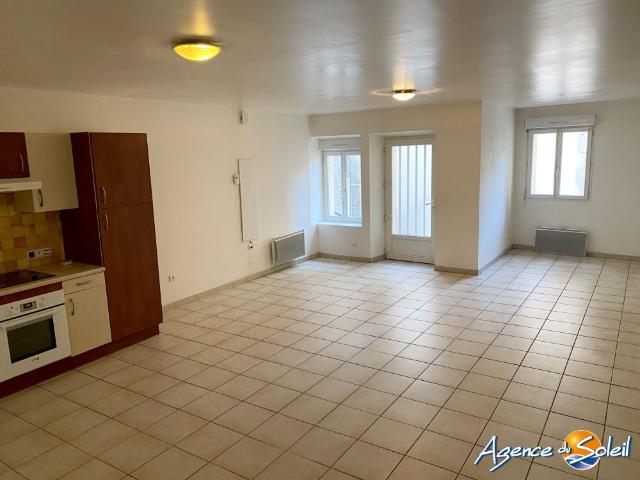Location Appartement 3 pièces 61m² FERRALS LES CORBIERES 11200