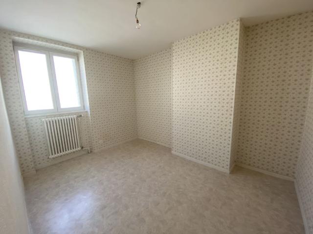 Location Appartement 3 pièces 61m² LE CREUSOT 71200