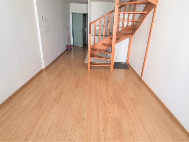 Location Appartement 3 pièces 61m² LILLE 59800