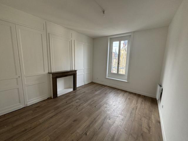 Location Appartement 3 pièces 61m² LILLE 59800