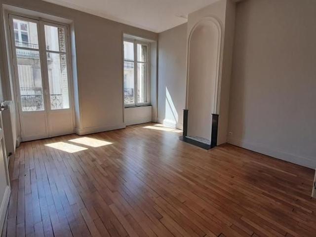 Location Appartement 3 pièces 61m² NANCY 54000