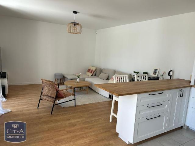 Location Appartement 3 pièces 61m² SERRIS 77700