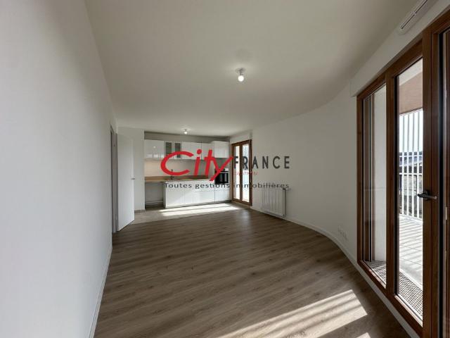 Location Appartement 3 pièces 61m² POISSY 78300