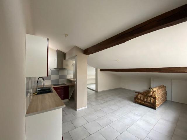 Location appartement 3 pièces, 62.22m², Gaillac