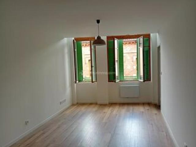 Location Appartement 3 pièces 62 m2 à Carmaux