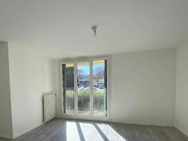 Location Appartement 3 pièces 62 m2 Le Tholonet