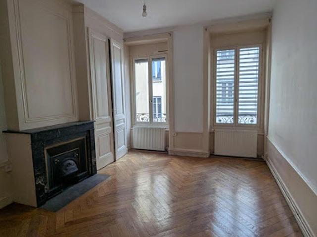 Location Appartement 3 pièces 62 m2 Lyon 7ème