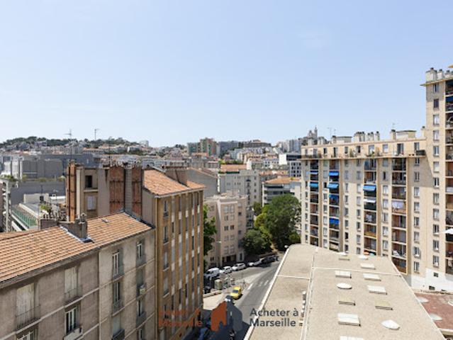 Location Appartement 3 pièces 62 m2 Marseille 6ème