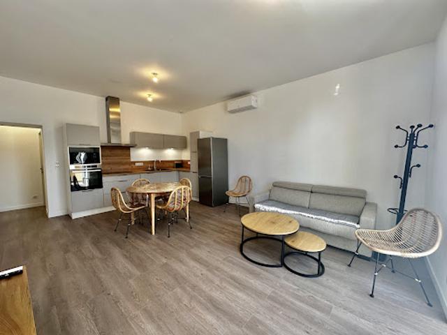 Location Appartement 3 pièces 62 m2 Orange