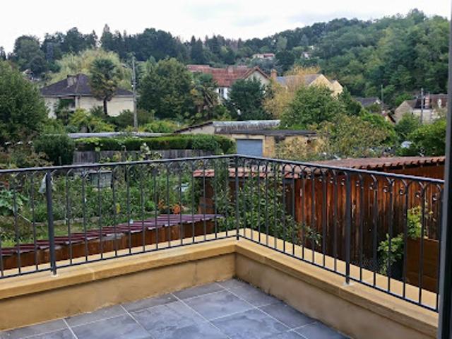 Location Appartement 3 pièces 62 m2 Sarlat la caneda