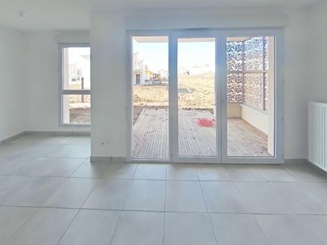 Location Appartement 3 pièces 62m² BRUGUIERES 31150