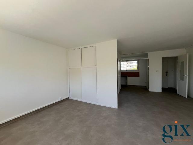 Location Appartement 3 pièces 62m² GRENOBLE 38100