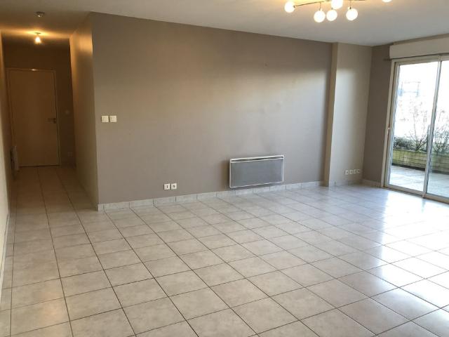 Location Appartement 3 pièces 62m² LUC LA PRIMAUBE 12450