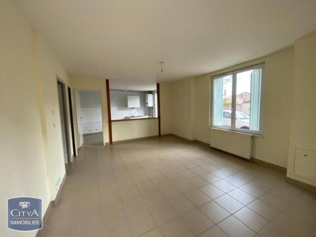 Location Appartement 3 pièces 62m² MACON 71000