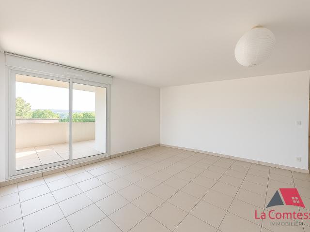 Location Appartement 3 pièces 62m² MARSEILLE 9ème
