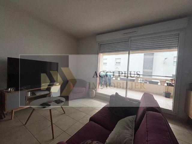 Location Appartement 3 pièces 62m² NIMES 30000