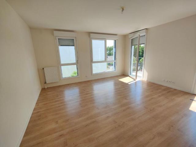 Location Appartement 3 pièces 62m² ST MICHEL SUR ORGE 91240