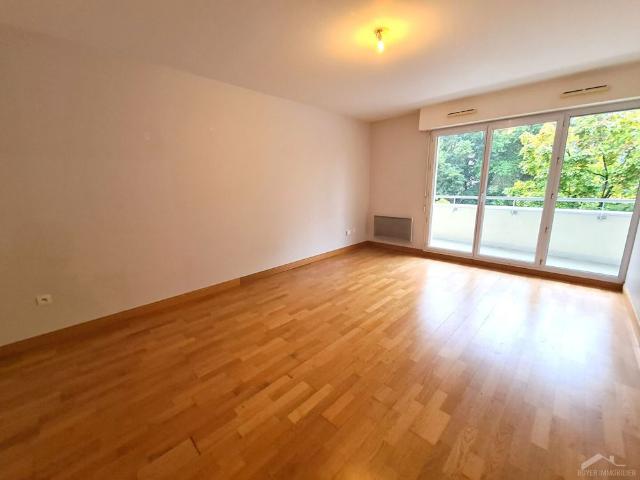 Location Appartement 3 pièces 62m² RENNES 35000