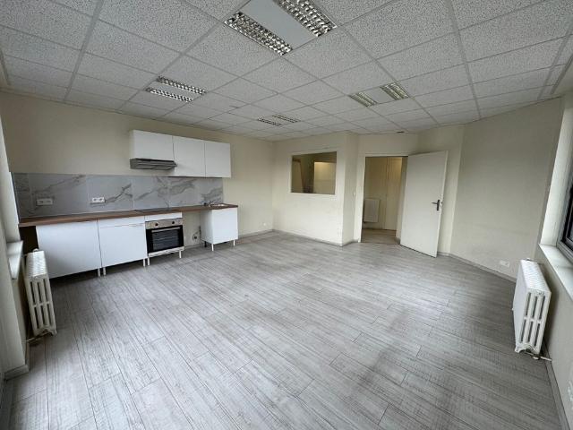 Location appartement 3 pièces, 67.74m², Blois