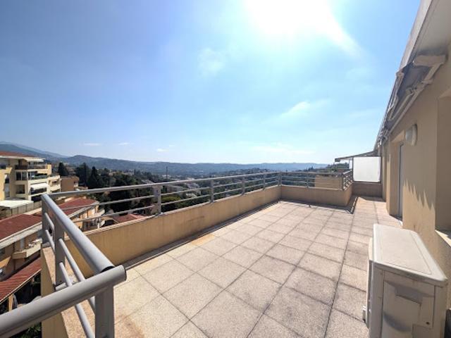 Location Appartement 3 pièces 67.82 m2 Grasse
