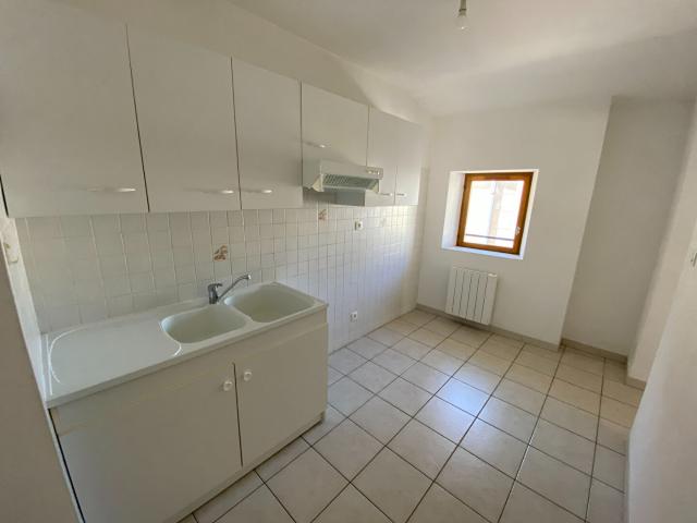 Appartement 3 pièces Castelnaudary 67.27m² 448€ à louer