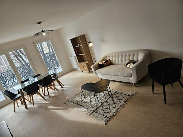 Location Appartement 3 pièces 67.36 m2 Aubervilliers