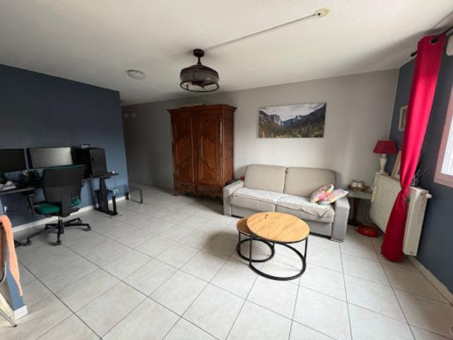 Location Appartement 3 pièces 67 m2 Lyon 7ème