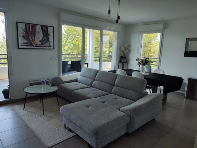 Location Appartement 3 pièces 67 m2 Marseille 13ème