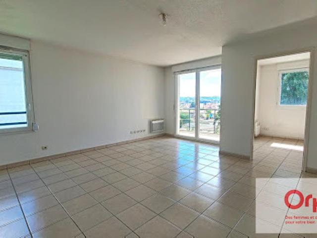 Location Appartement 3 pièces 67 m2 Montluçon