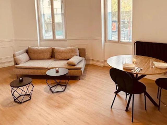 Location Appartement 3 pièces 67 m2 Pantin