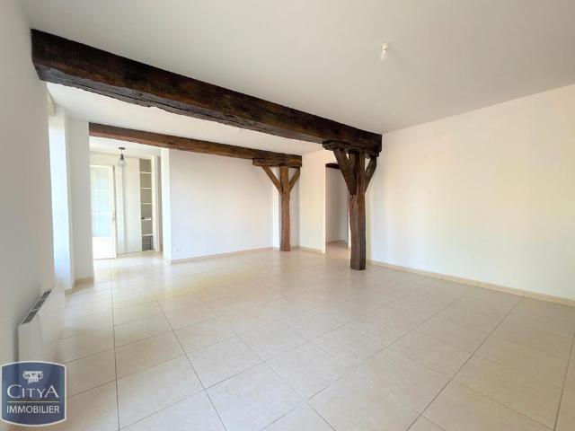 Location Appartement 3 pièces 67m² COUTRAS 33230