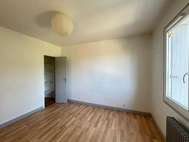 Location Appartement 3 pièces 67m² AIRE SUR L ADOUR 40800