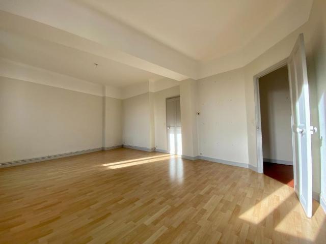 Location Appartement 3 pièces 67m² AVIGNON 84000