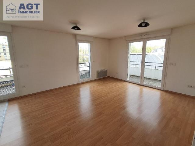 Location Appartement 3 pièces 67m² BEAUVAIS 60000