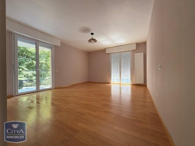 Location Appartement 3 pièces 67m² LAVAL 53000