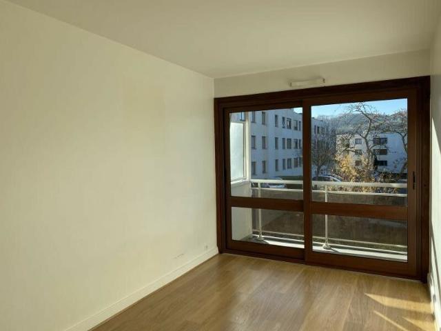 Location Appartement 3 pièces 67m² PALAISEAU 91120