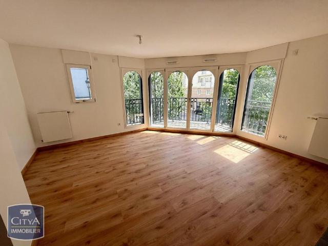 Location Appartement 3 pièces 67m² PUTEAUX 92800