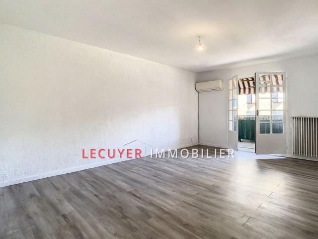 Location Appartement 3 pièces 67m² VALLAURIS 06220