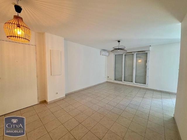 Location Appartement 3 pièces 67m² VENELLES 13770