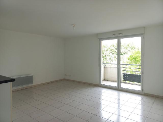 Location Appartement 3 pièces 67m² VICHY 03200