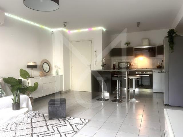 Location Appartement 3 pièces 64.38 m2 Marseille 12ème