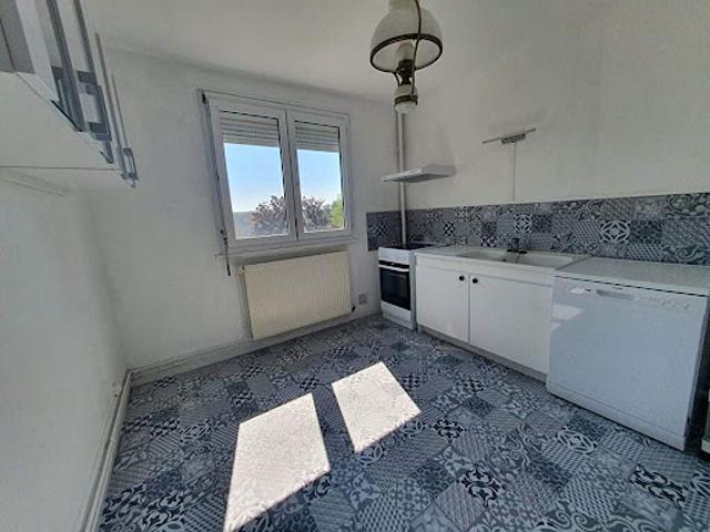 Location Appartement 3 pièces 64 m2 Avallon