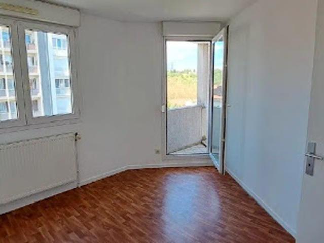 Location Appartement 3 pièces 64 m2 Saint Etienne