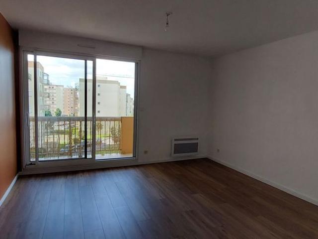 Location Appartement 3 pièces 64m²