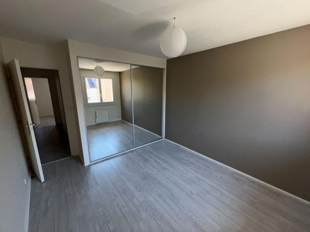 Location Appartement 3 pièces 64m²