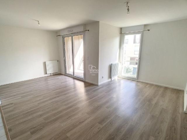 Location Appartement 3 pièces 64m²